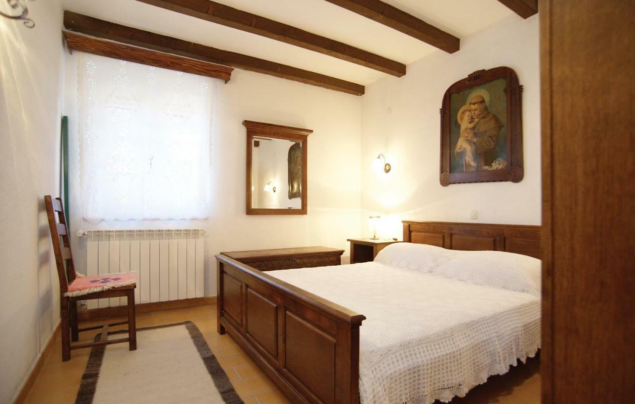 Villa Dabo Novalja Exterior photo